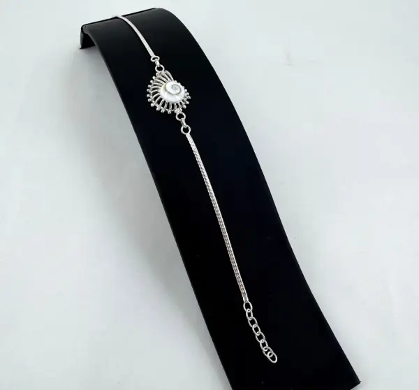 Bracelet Oeil de Sainte Lucie et Argent Forme Coquillage.