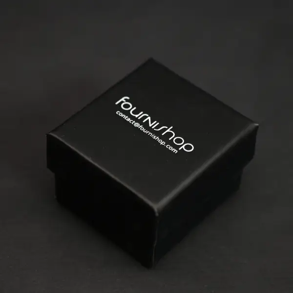 200 Boites Cadeau Cartonnées avec logo: 5 x 4,5 x 4 cm