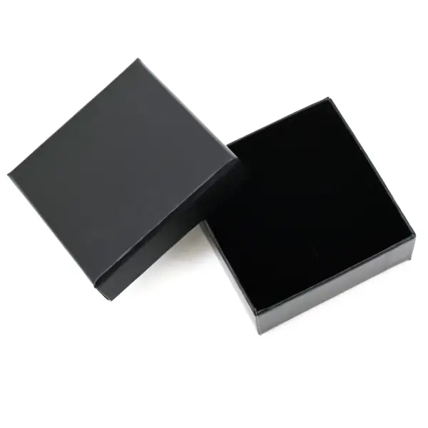 6 Boîtes Cadeau Cartonnées Universelles - 6 x 6 x 2,2 cm - 4 Couleurs