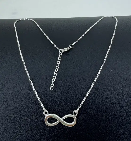 Collier Sigle Infini en Argent 92.5