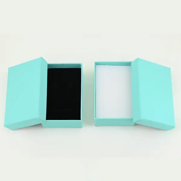 Lot de 12 Boîtes Bijoux Universelles Unies. 8 x 5 x 2.5 cm - 3 Coloris Au Choix