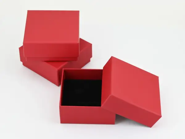 12 Boîtes Cadeau Bijoux Papier Rouge 7,5 x 7,5 x 3,5 cm.