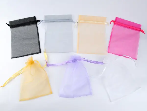 50 Sacs Organza 15 x 25 cm avec Ruban - 10 Coloris au Choix