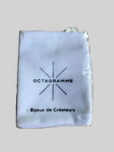 500 Pochettes Velours avec Logo Monochrome : 7 x 9 cm