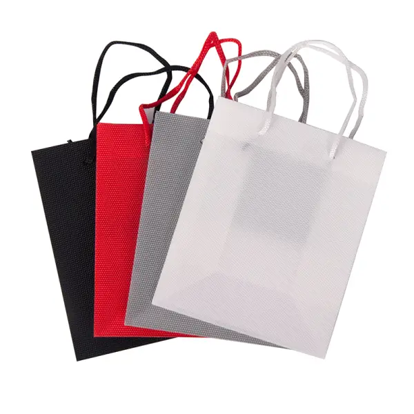 Lot de 12 Sacs Plastique Aspect Tissé et Cordon - 14 x 11 x 6 cm