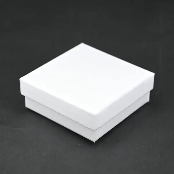 6 Boîtes Cadeau Cartonnées Universelles - 6 x 6 x 2,2 cm - 4 Couleurs