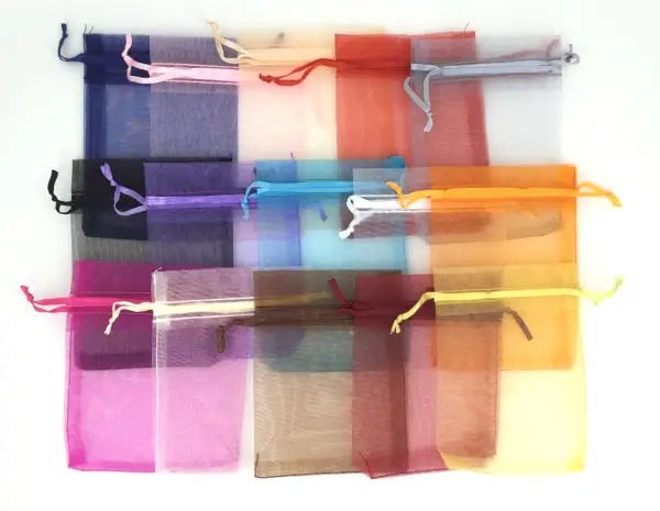 Lot de 100 Sacs Cadeau en Organza 9 x 12 cm - 12 Couleurs au Choix