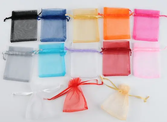 Lot de 100 Sacs Organza Organdi 7 x 9 cm - 7 Couleurs au Choix