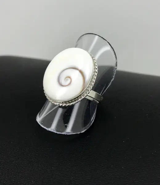 Bague Oeil de Sainte Lucie en Argent Simple Ovale 22 mm