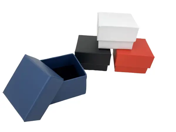 Lot de 12 Boîtes Cadeau Cortonnées Unies pour Bague - 5 x 5 x 3 cm