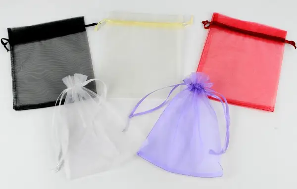 Lot de 50 Sacs Cadeau en Organza 17 x 21 cm - 13 Couleurs au Choix