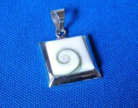 Pendentif Oeil de Sainte Lucie Carré et Argent 925