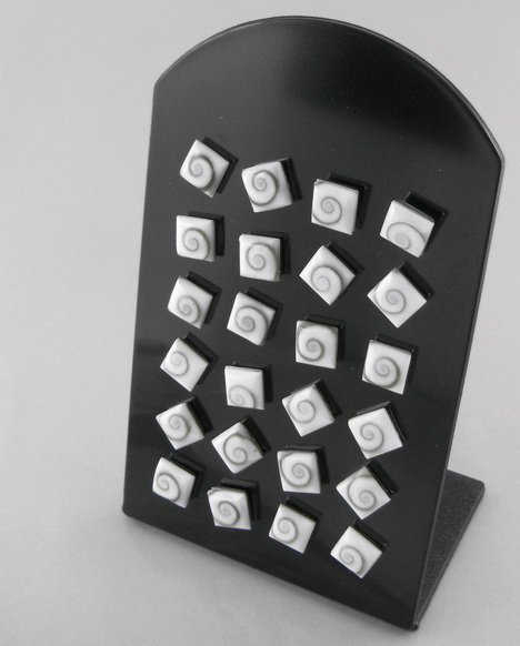 12 Paires Boucles d'Oreilles Oeil de Sainte Lucie . Carrés