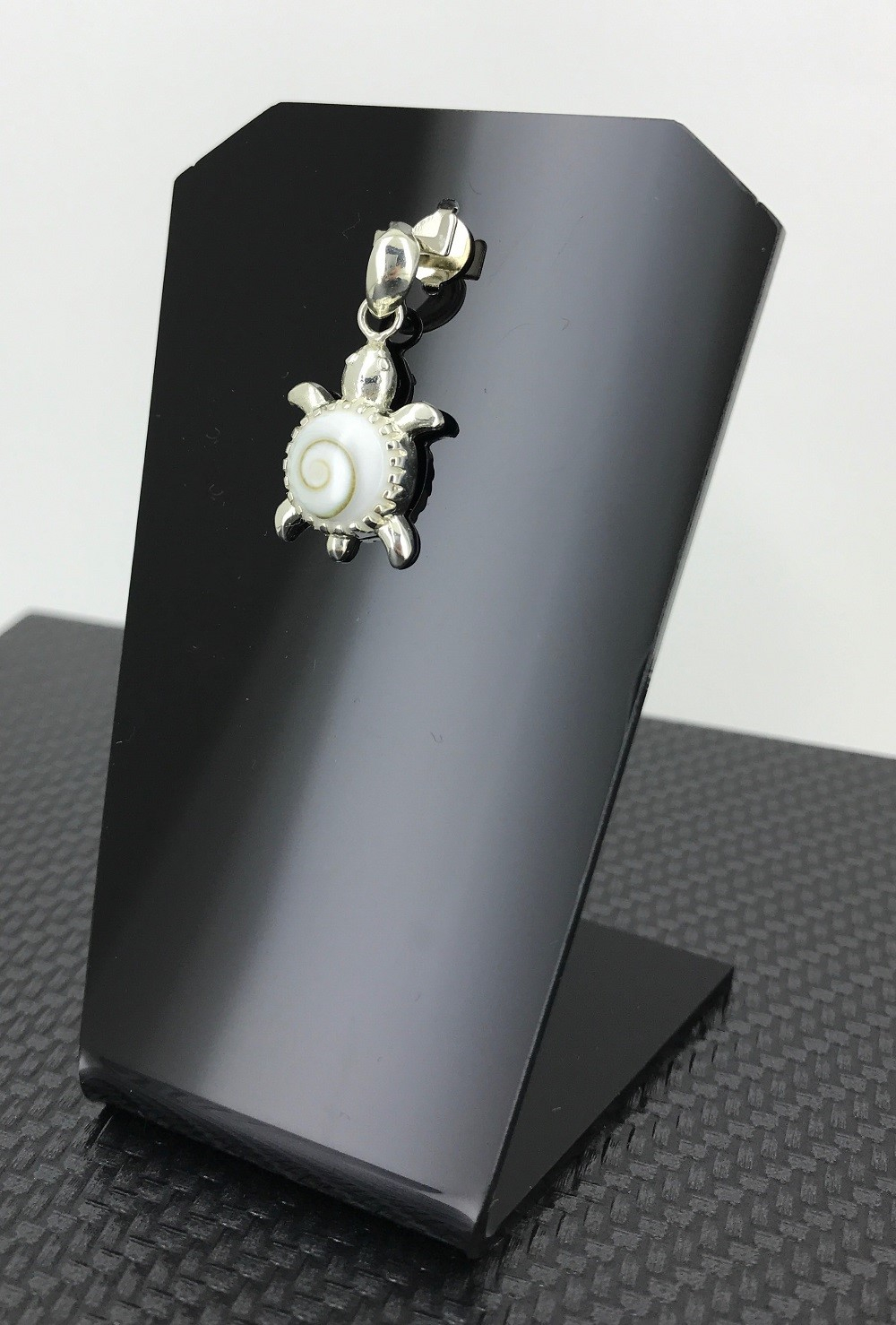 Pendentif Tortue Oeil de Sainte Lucie en Argent 92.5
