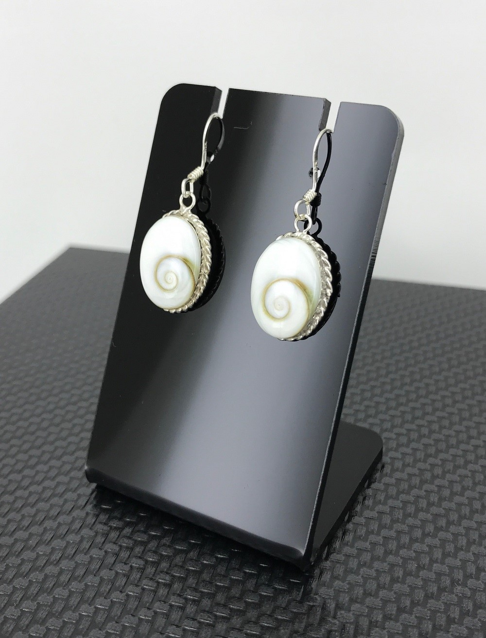 Boucles d'Oreilles Oeil de Sainte Lucie et Argent Ovales