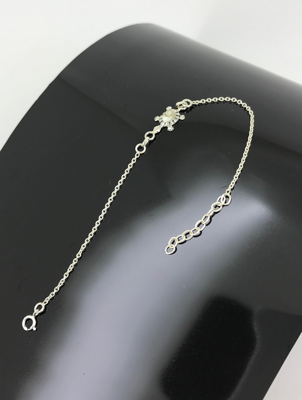Bracelet Oeil de Sainte Lucie et Argent Tortue de 20 mm.
