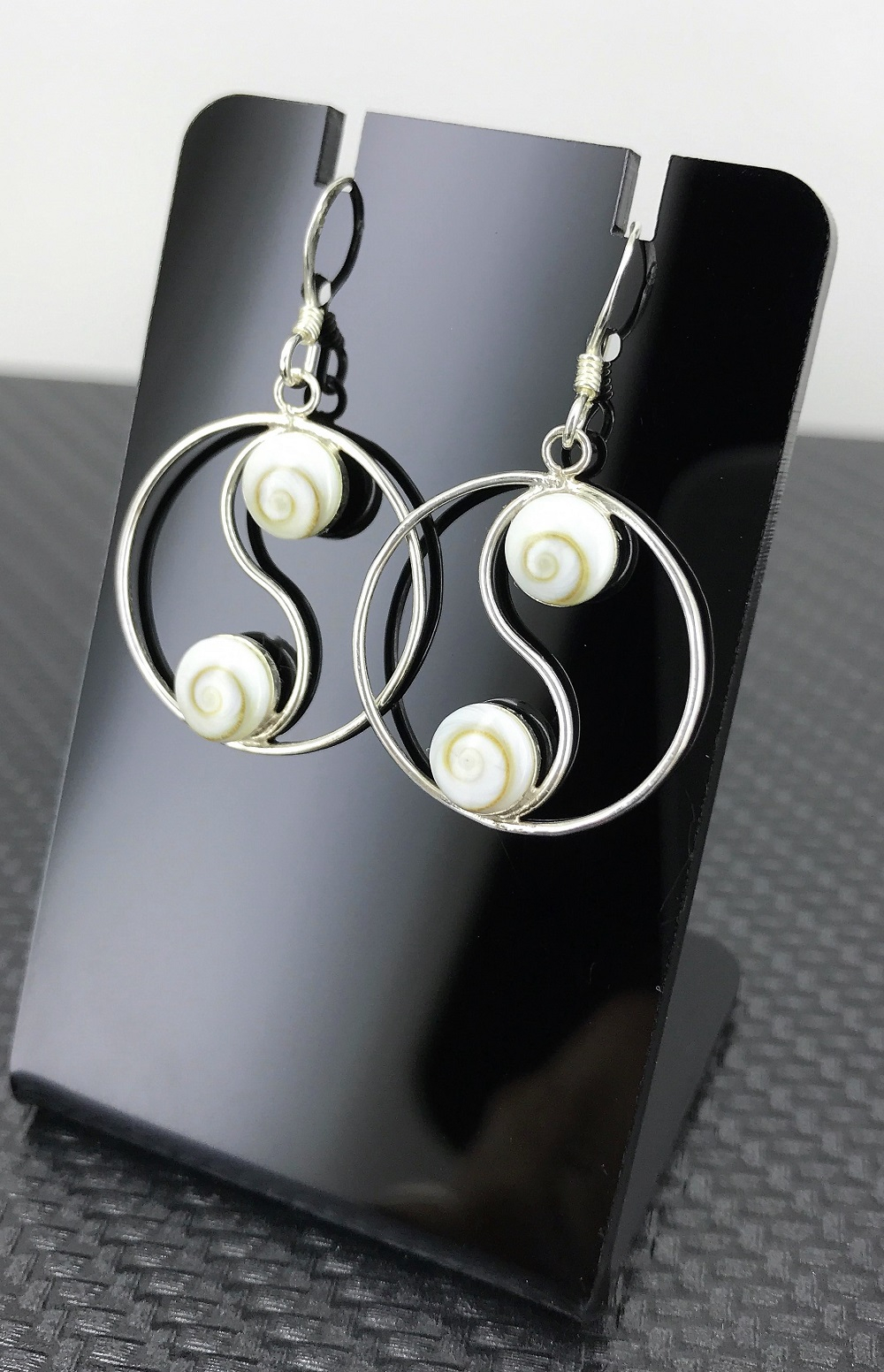 Boucles d'Oreilles Oeil de Sainte Lucie et Argent Yin Yang