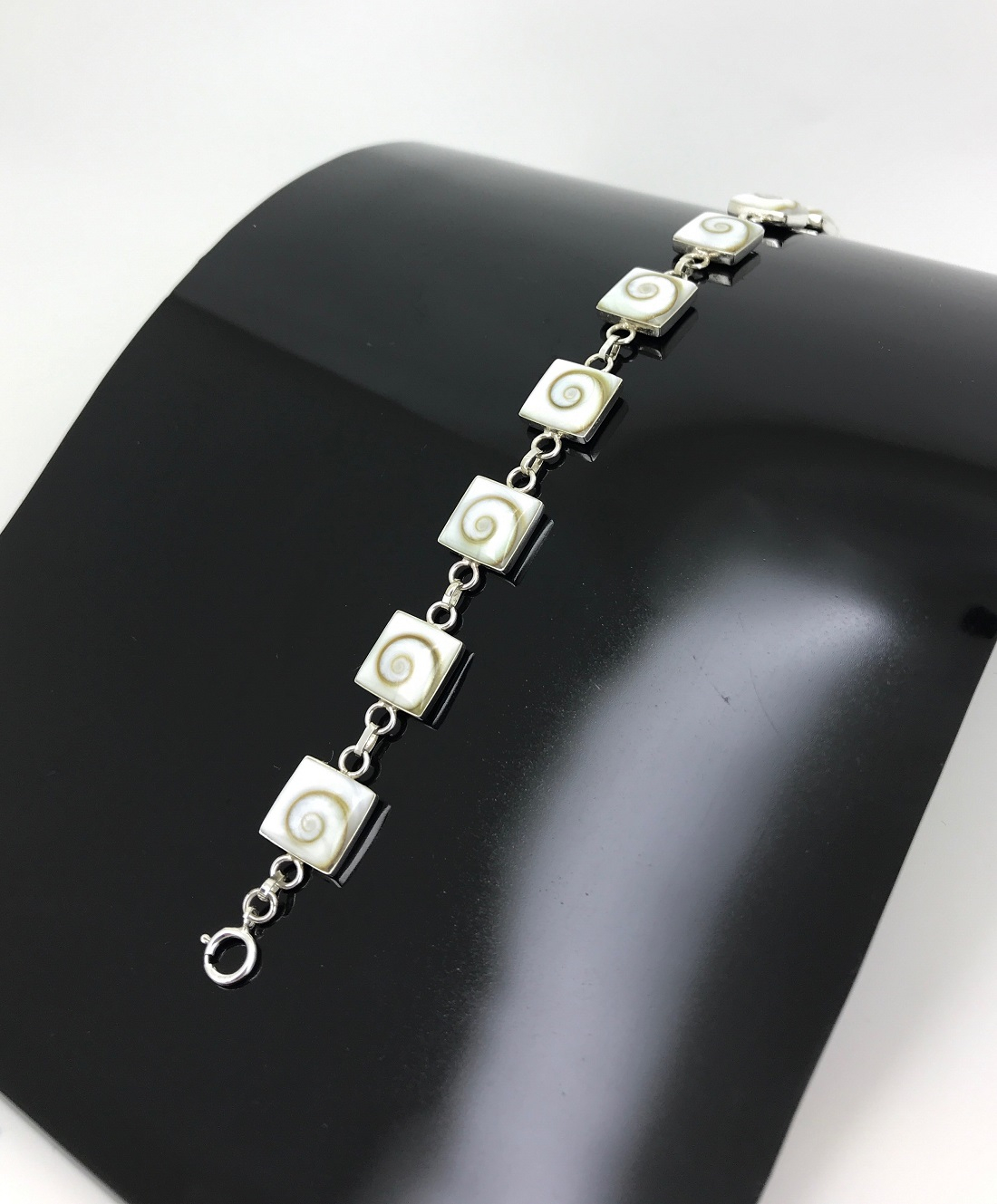 Bracelets Argent Oeil de Sainte Lucie et Argent 925.
