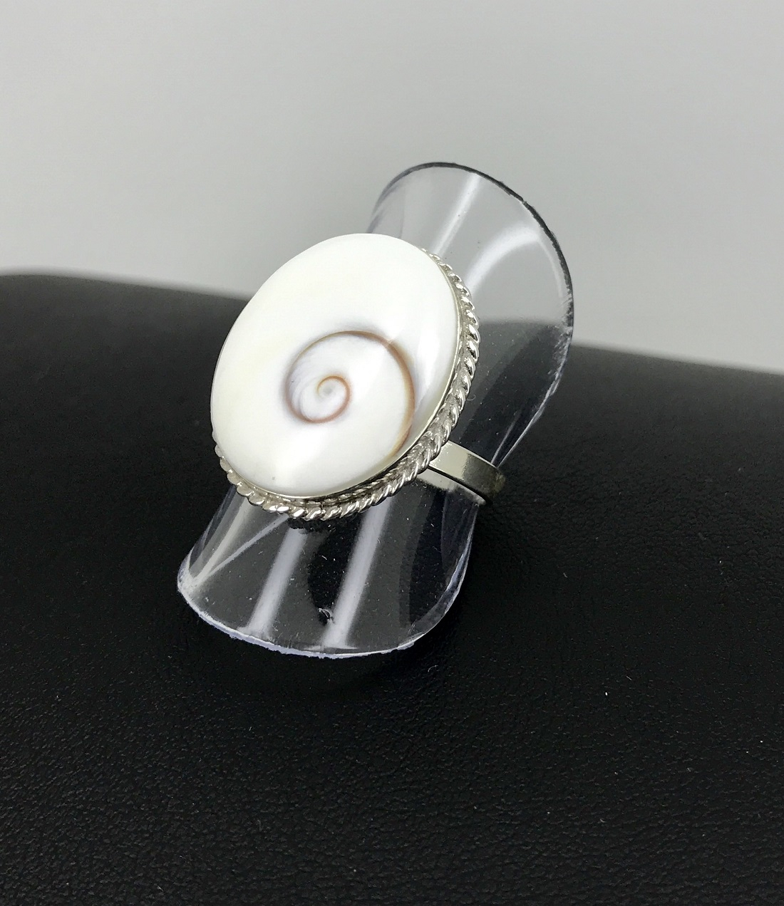 Bague Oeil de Sainte Lucie en Argent Simple Ovale 22 mm