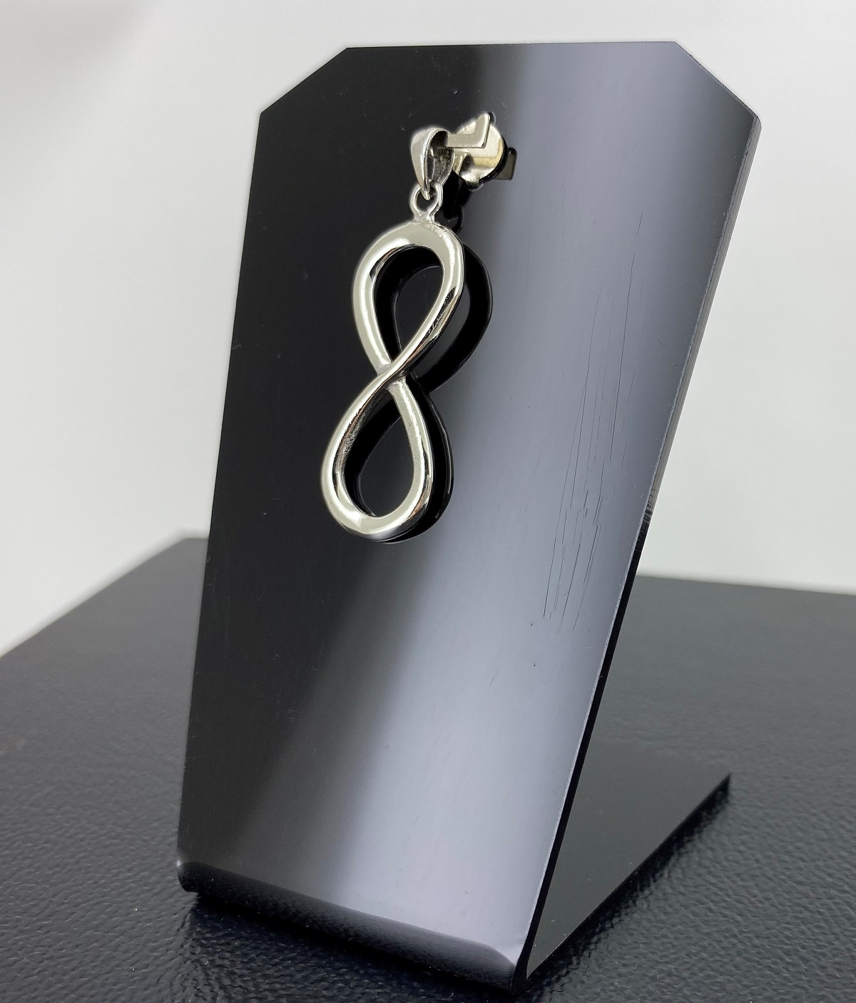 Pendentif avec Sigle Infini en Argent 92.5
