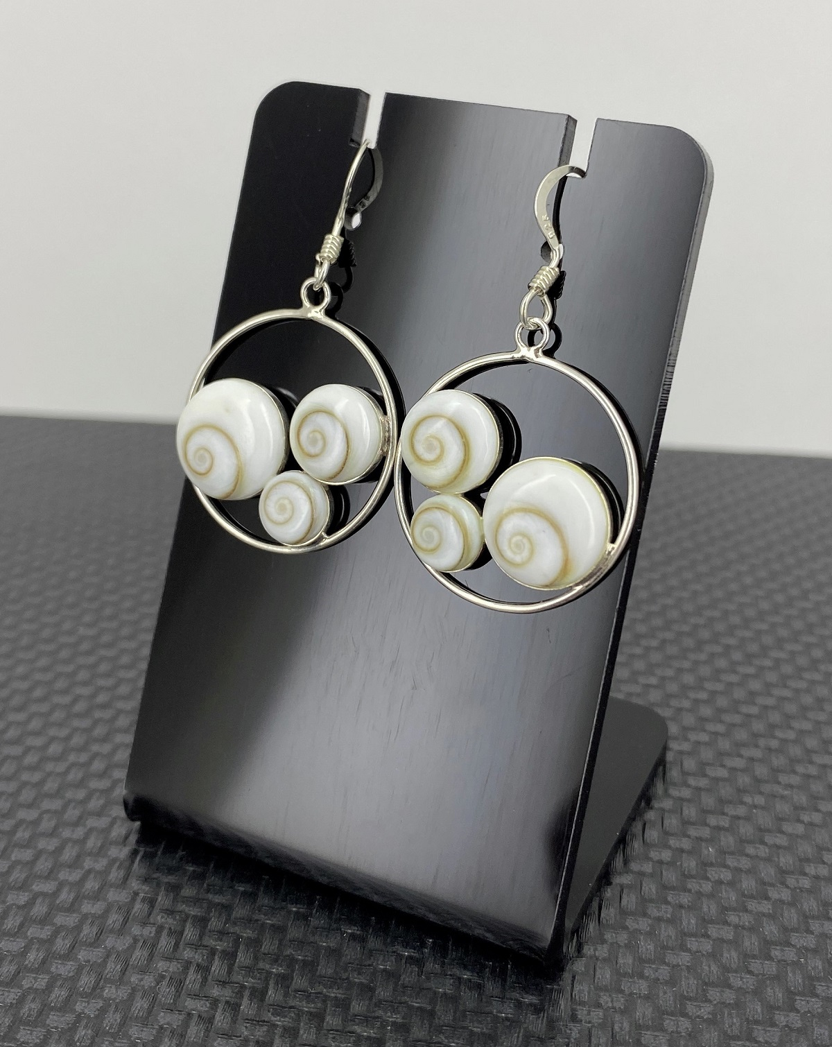 Boucles d'Oreilles Oeil de Sainte Lucie et Argent 92.5. Triple Oeil