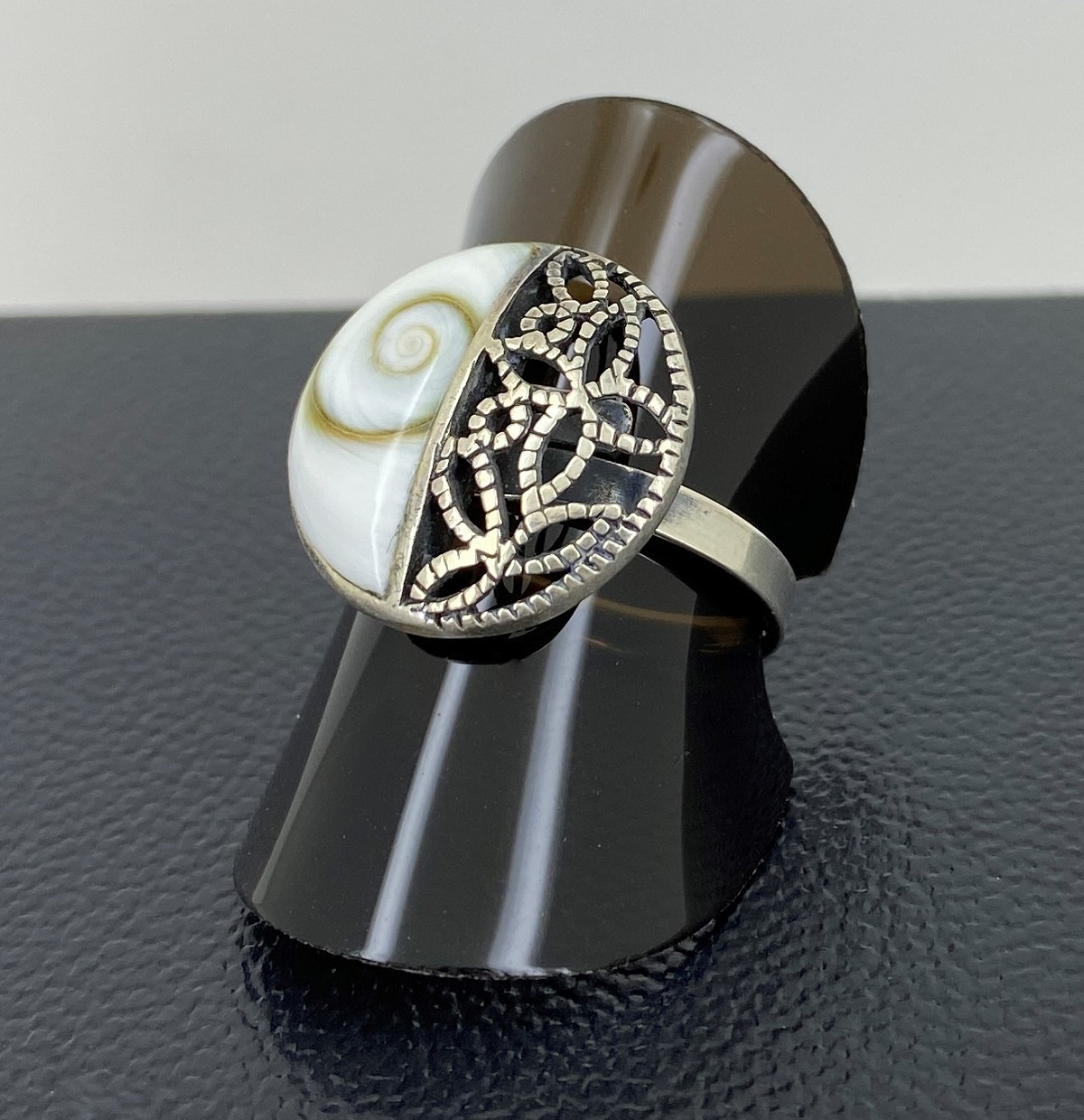 Pendentif œil De Sainte-Lucie En Argent 925 - Porte-bonheur Coquillage Blanc Ovale - Bijou Cadeau écrin Inclus