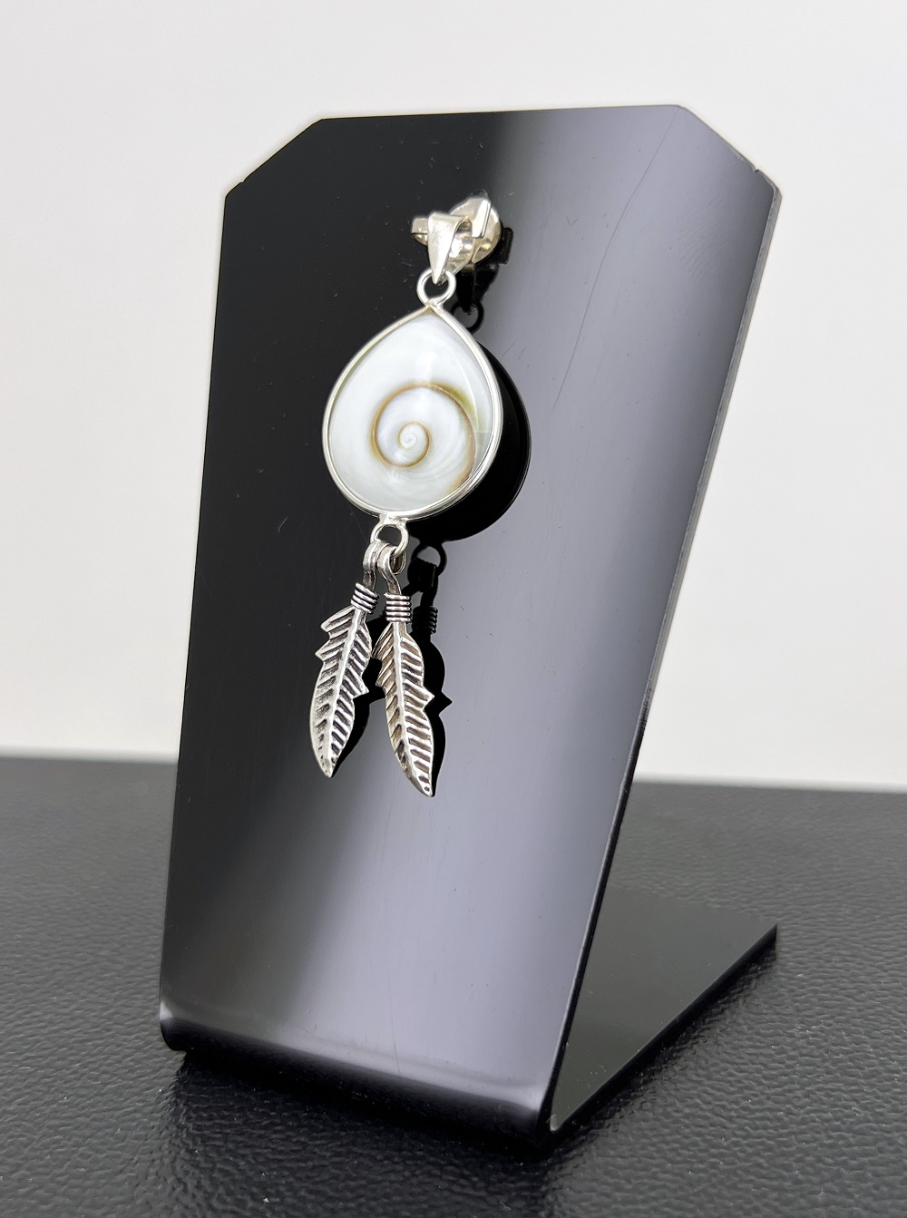 Pendentif Oeil de Sainte Lucie et Argent 92.5 Goutte et Plumes