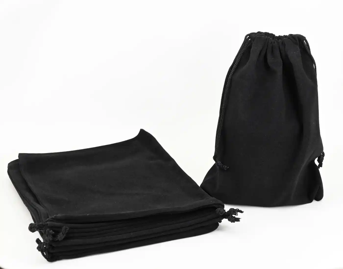 50 Bourses en Feutrine Noire Rectangulaires - 15  x 19,5 cm 