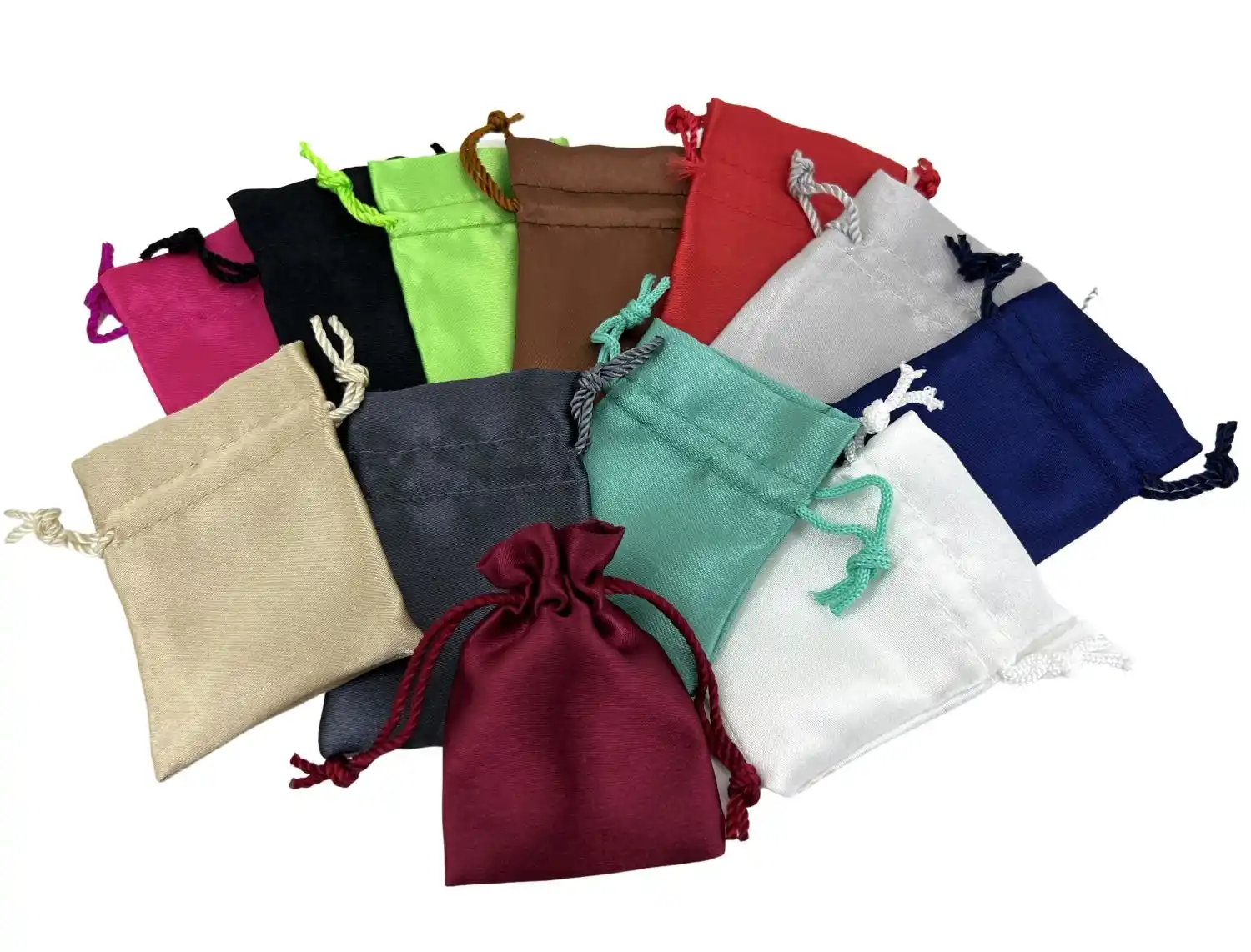 Lot de 600 Petits Sacs Pochettes Cadeau en Satin Mix 10 Coloris  5 x 7 cm. 
