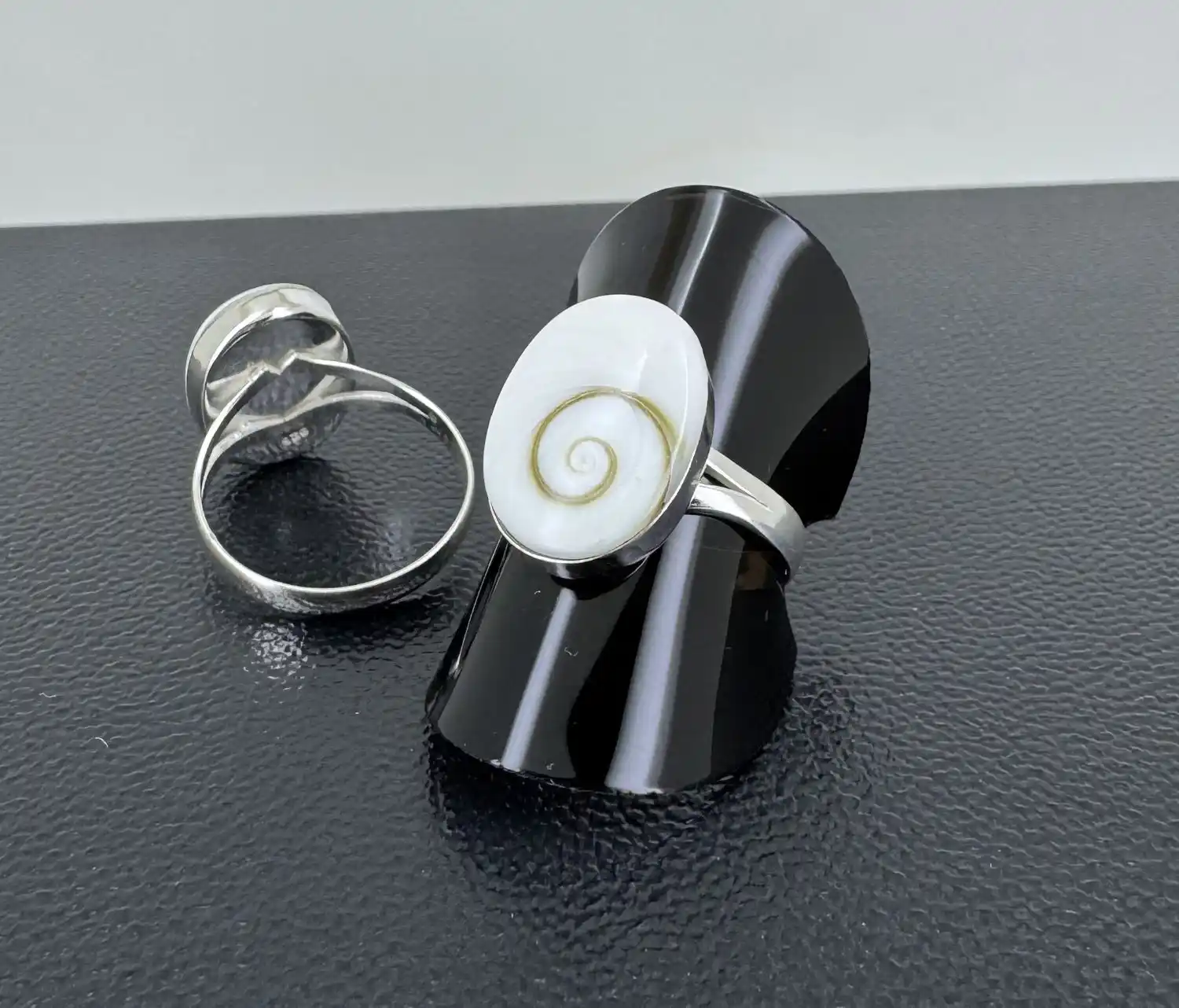 Bague Oeil de Sainte Lucie en Argent Ovale - 16 mm 