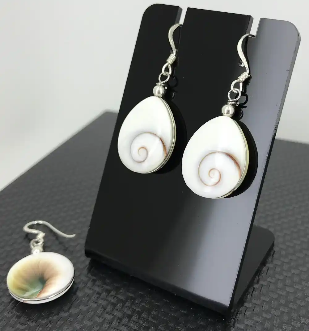 Boucles d'Oreilles Oeil de Sainte Lucie et Argent Gouttes 