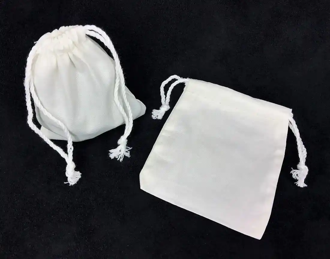 Lot de 12 Pochettes Cadeau en Coton Blanc - 2 Tailles 