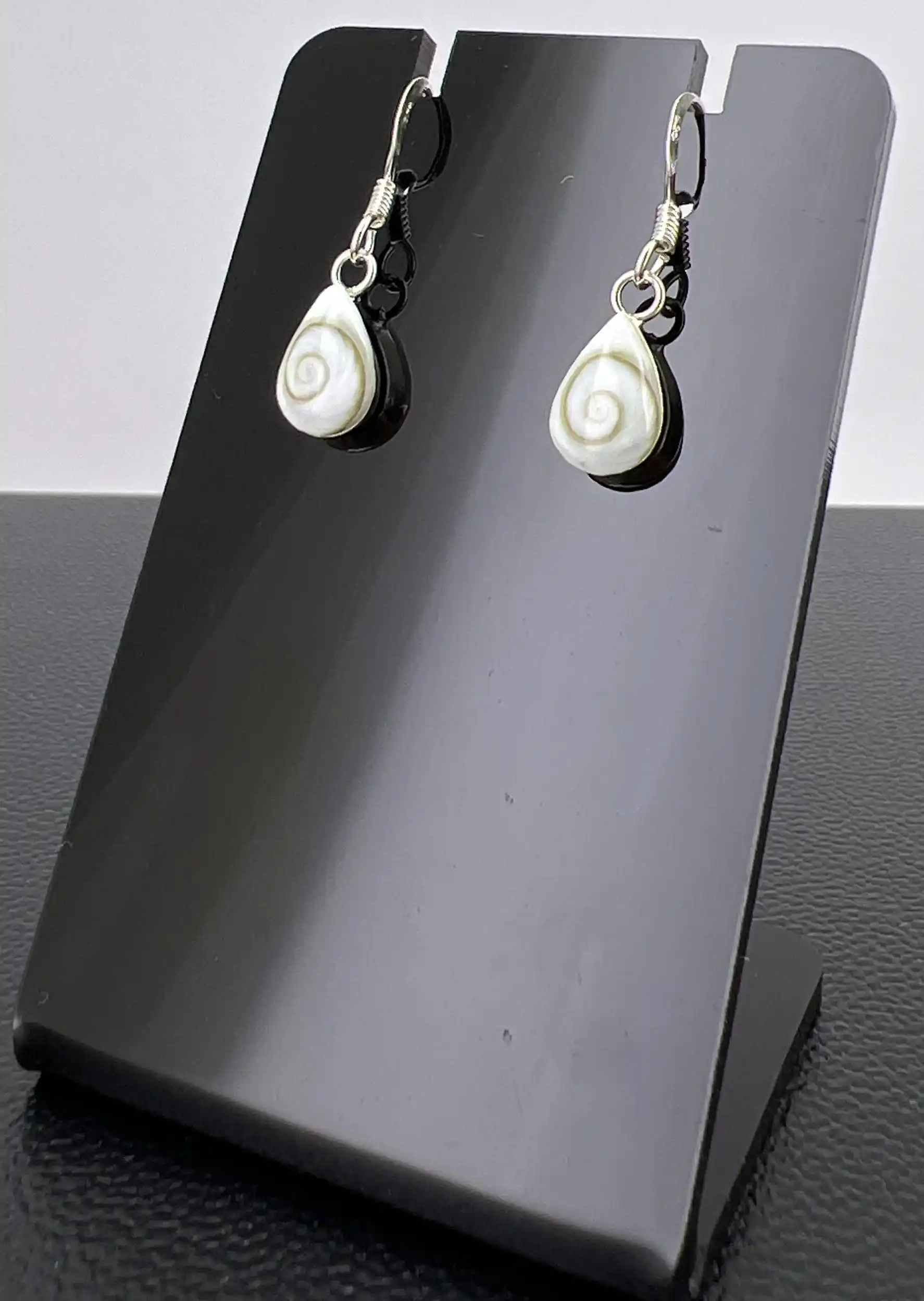 Boucles d'Oreilles Argent et Oeil de Sainte Lucie 