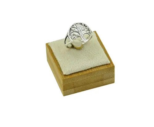 Support Bague Feutrine et Bois 4 x 4 cm 