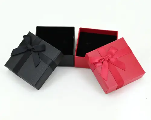 Lot de 12 Boîtes Cadeau Universelles avec Ruban et Noeud - 6 x 6 cm 