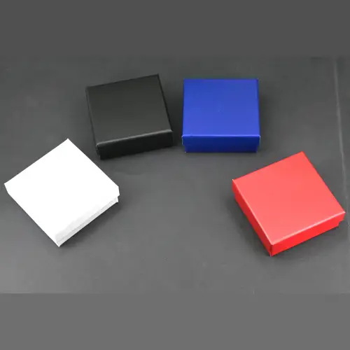 6 Boîtes Cadeau Cartonnées Universelles - 6 x 6 x 2,2 cm - 4 Couleurs 