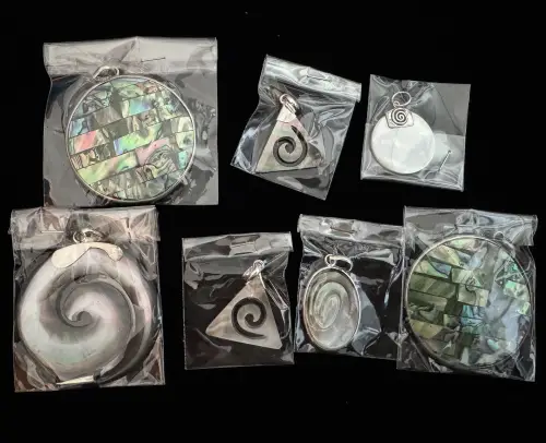 Lot de 7 Pendentifs Nacre Abalone montés sur Argent 