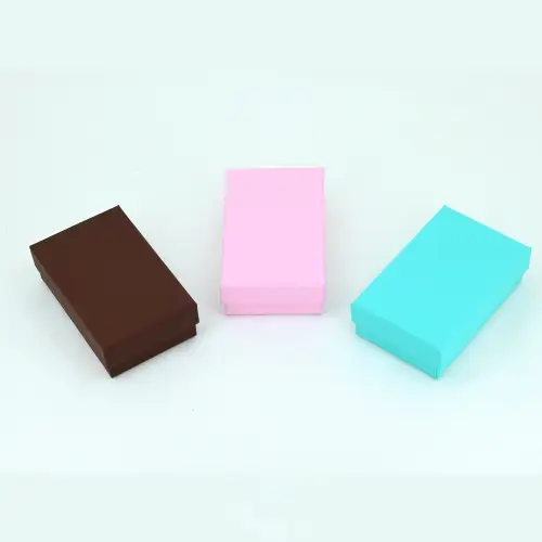 Lot de 12 Boîtes Bijoux Universelles Unies. 8 x 5 x 2.5 cm - 3 Coloris Au Choix 