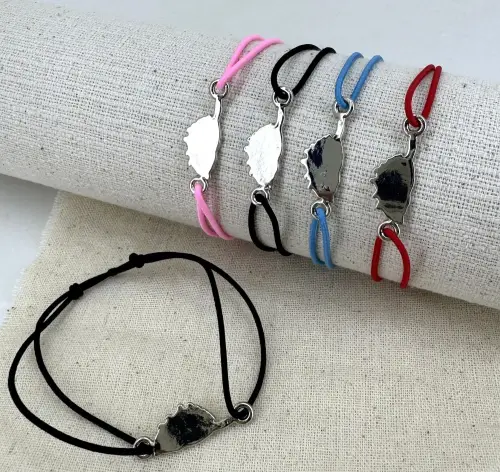 Bracelet  Corse en Acier Monté sur Cordon Élastique 