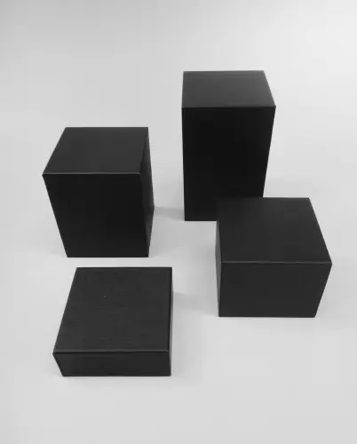Set de 4 Volumes en Similicuir pour Aménagement Vitrines 