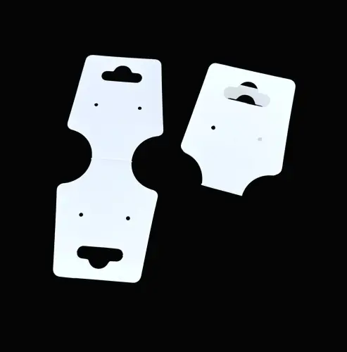 50 Blisters Cartonnés à suspendre sur broche. 