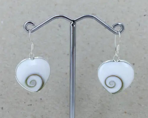 Boucles d'Oreilles Argent Oeil de Sainte Lucie Forme Coeur - 14 mm. 