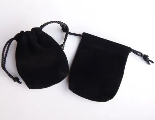 Lot de 120 Bourses Bijoux en Velours Noir - 5,5 x 7 cm 